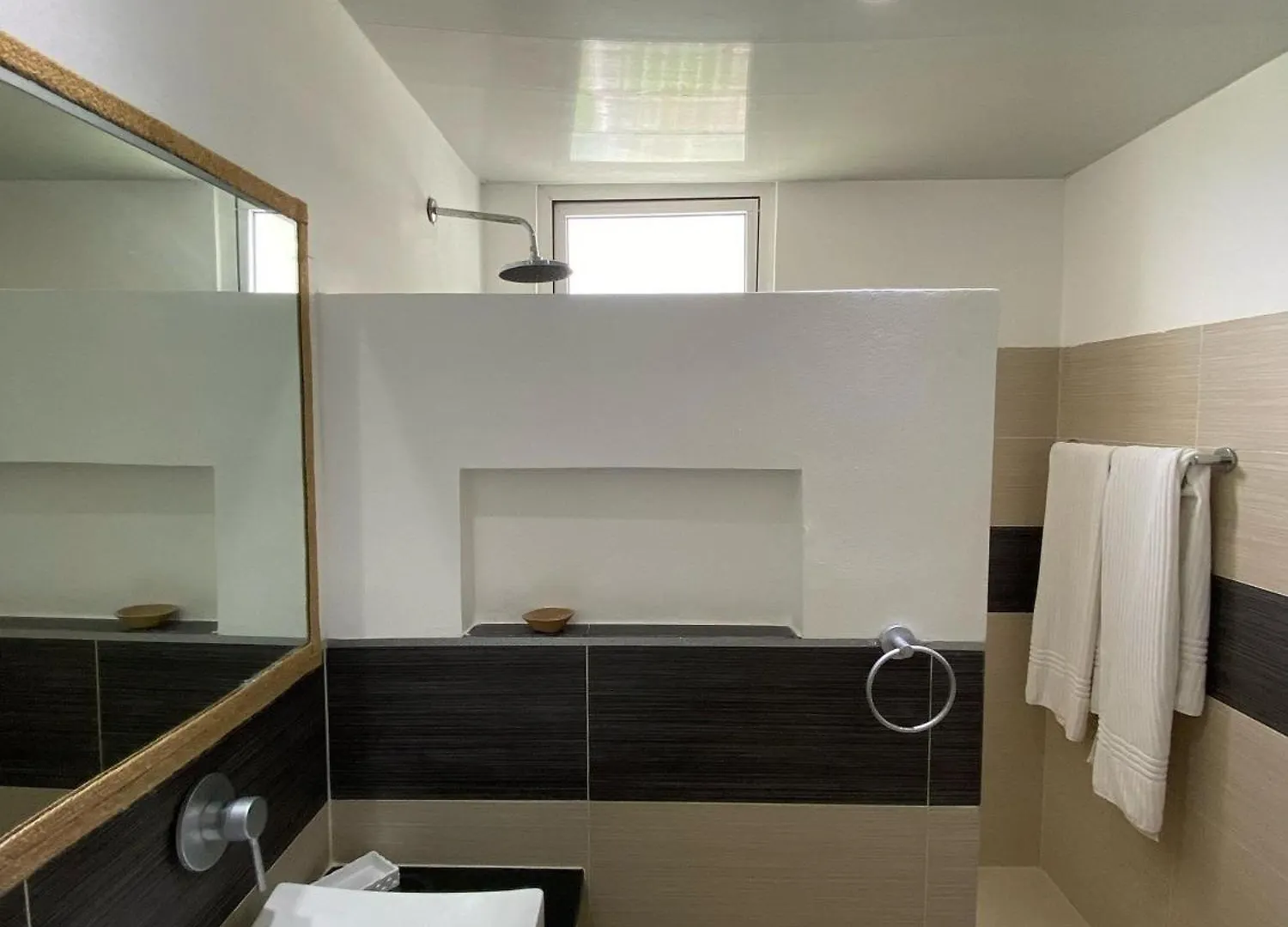 Spacious Oceanfront Xii-201 Punta Balandra